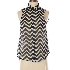 H&M Black and White Hi Lo Chevron Blouse